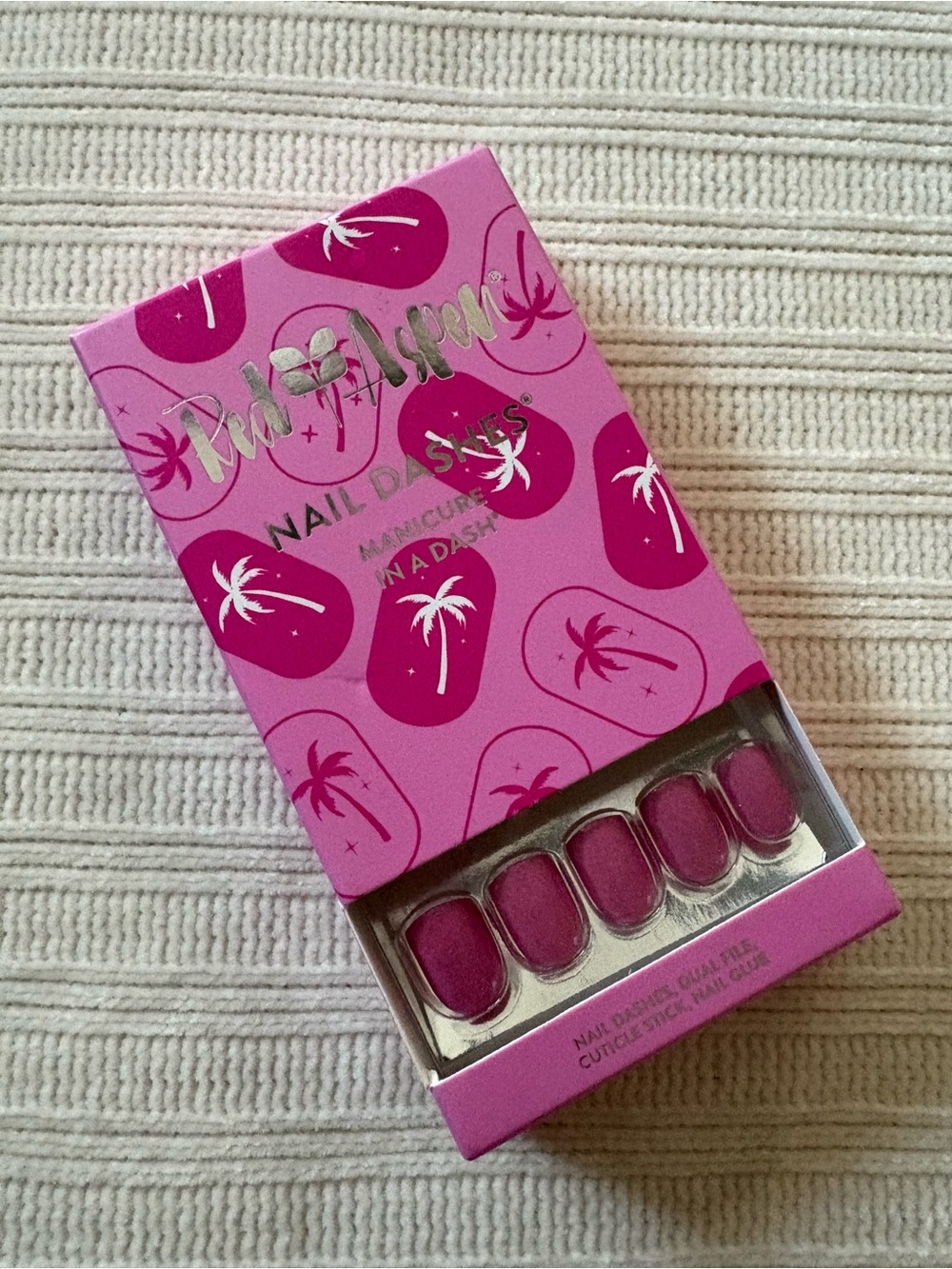Red Aspen Pink Press-On Nail Set - Nail Dashes Palm Springs Pink Pollie